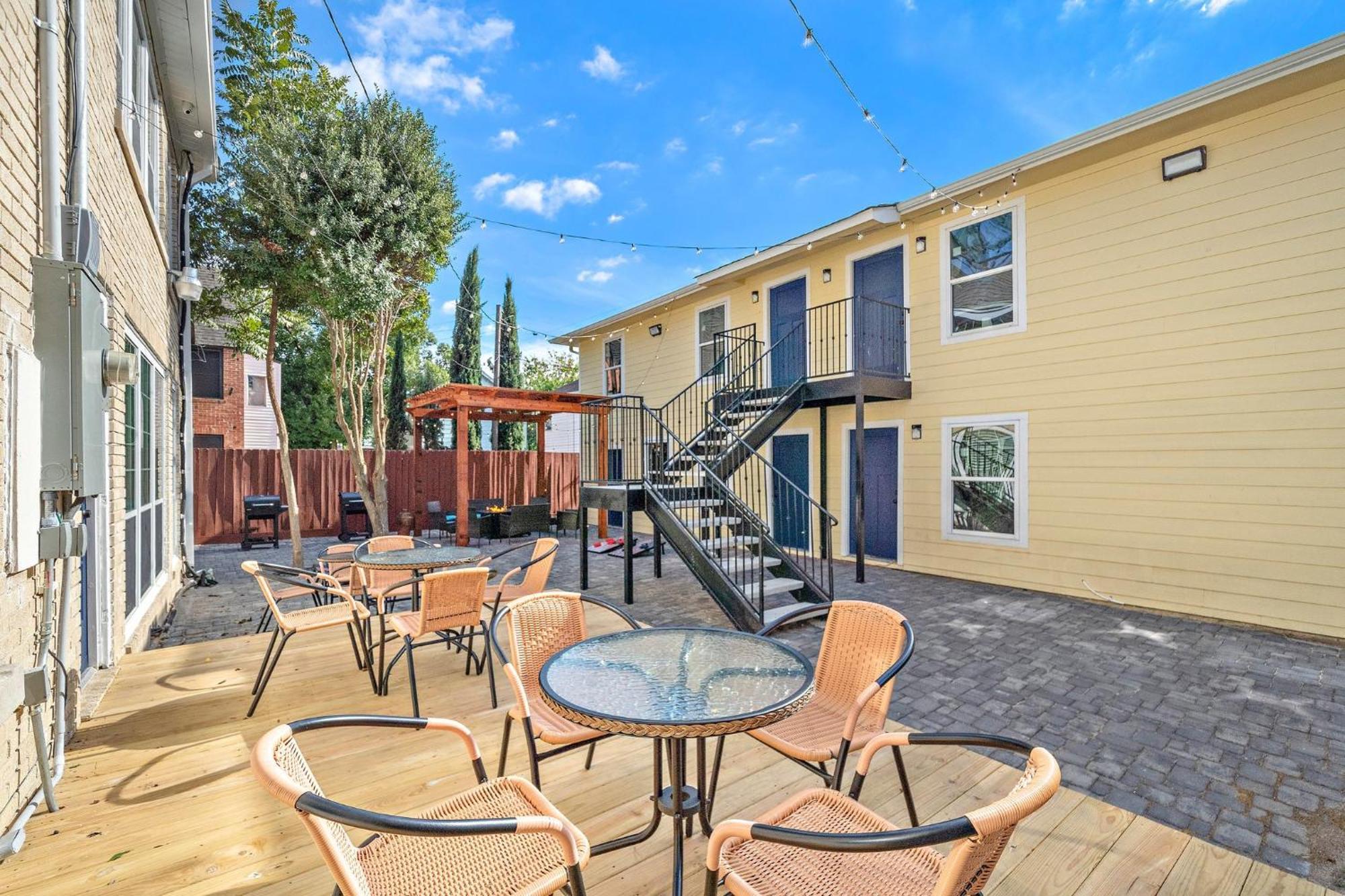Nr Med Center, Midtown, Dt Games Patio Bbq Daire